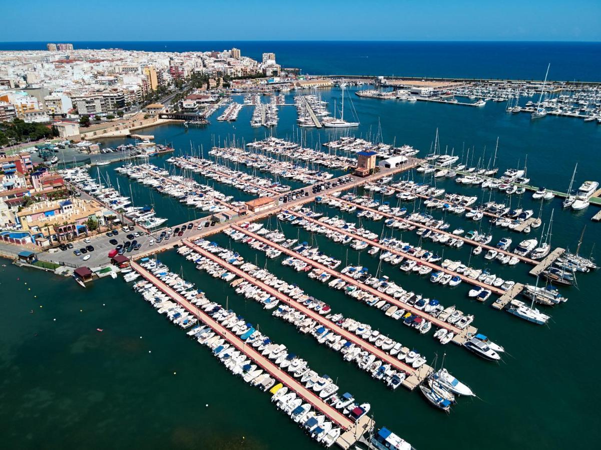 Sunny Casita, Torrevieja, Modern 2 Bed Top Floor Apartment Экстерьер фото